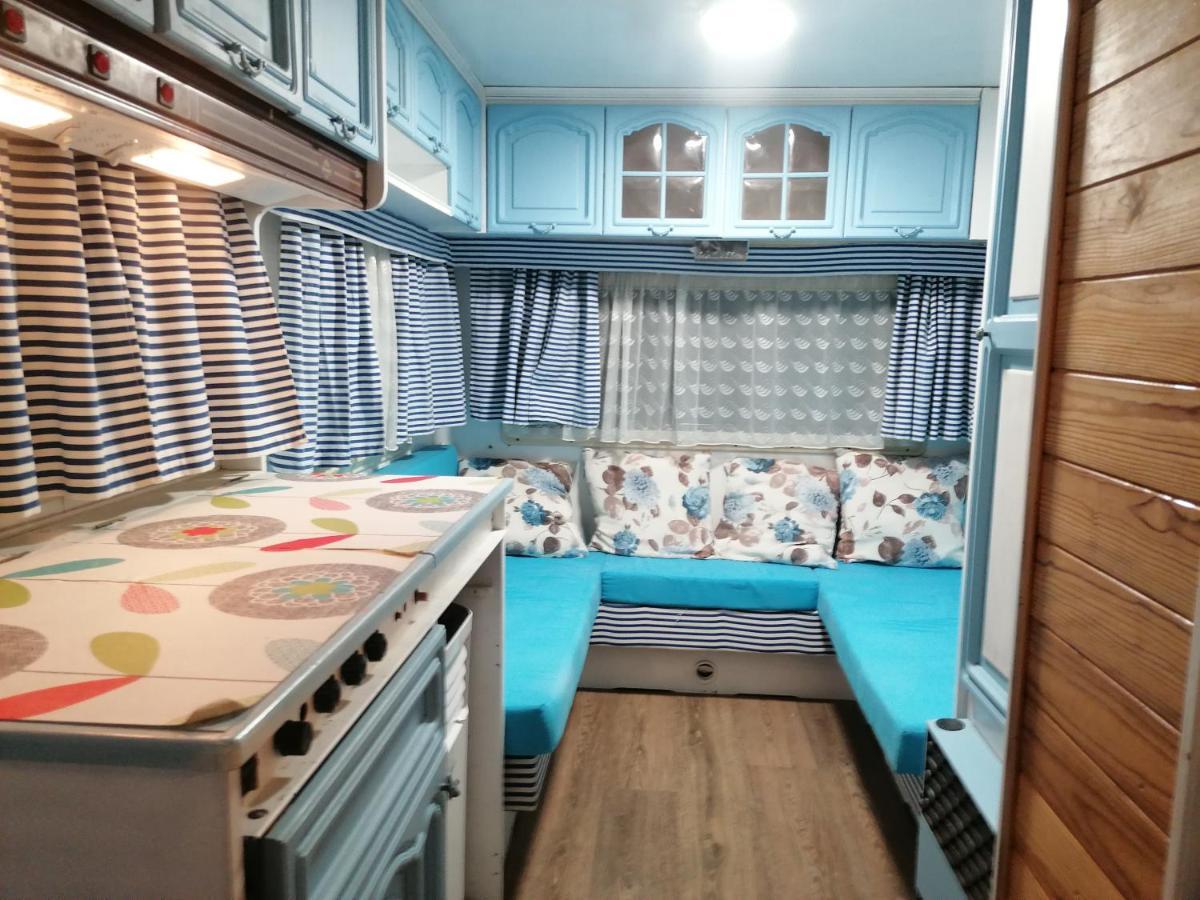 Caravanas Y Habitaciones Para Relajarse Sax Kültér fotó