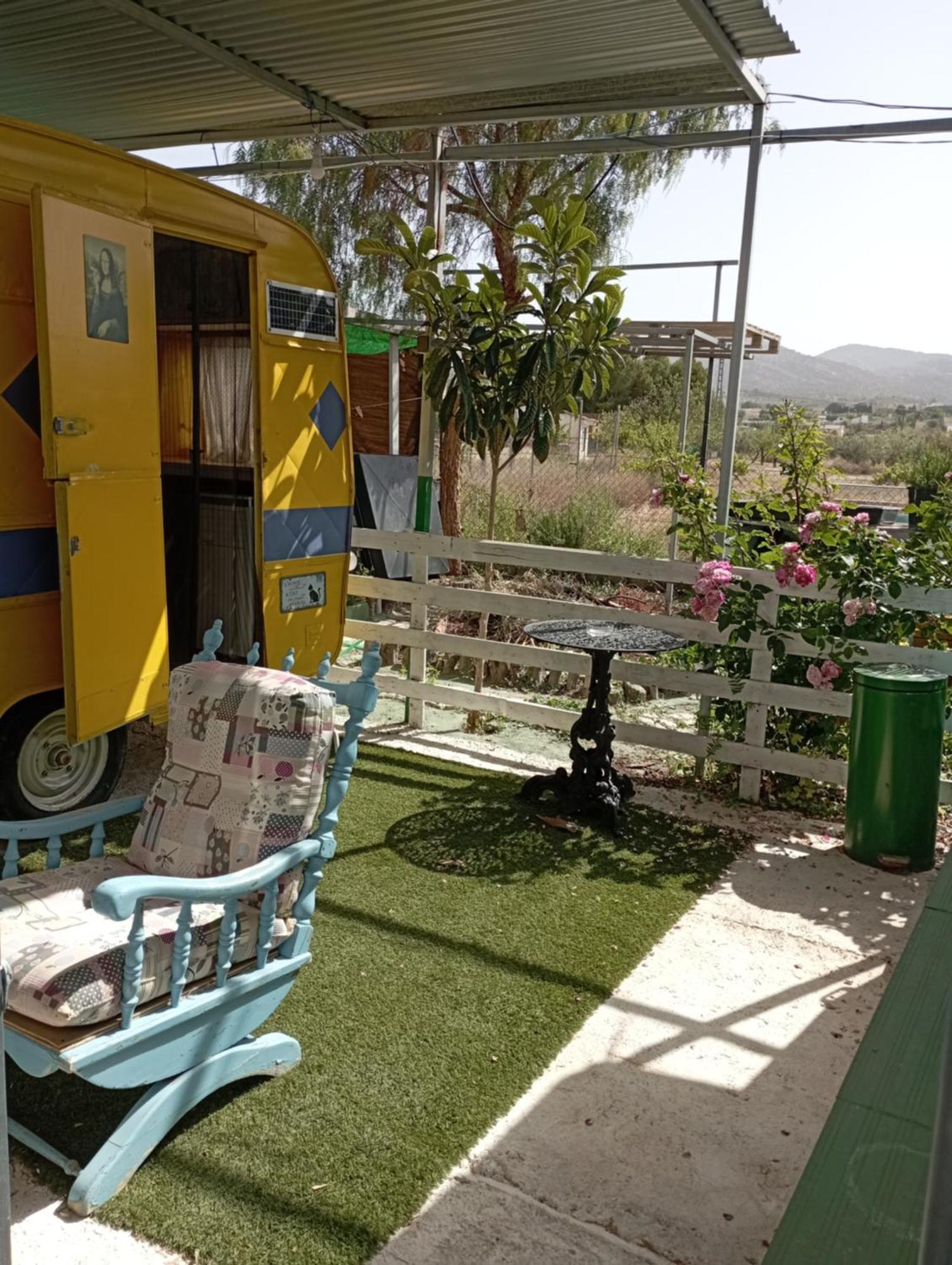 Caravanas Y Habitaciones Para Relajarse Sax Kültér fotó