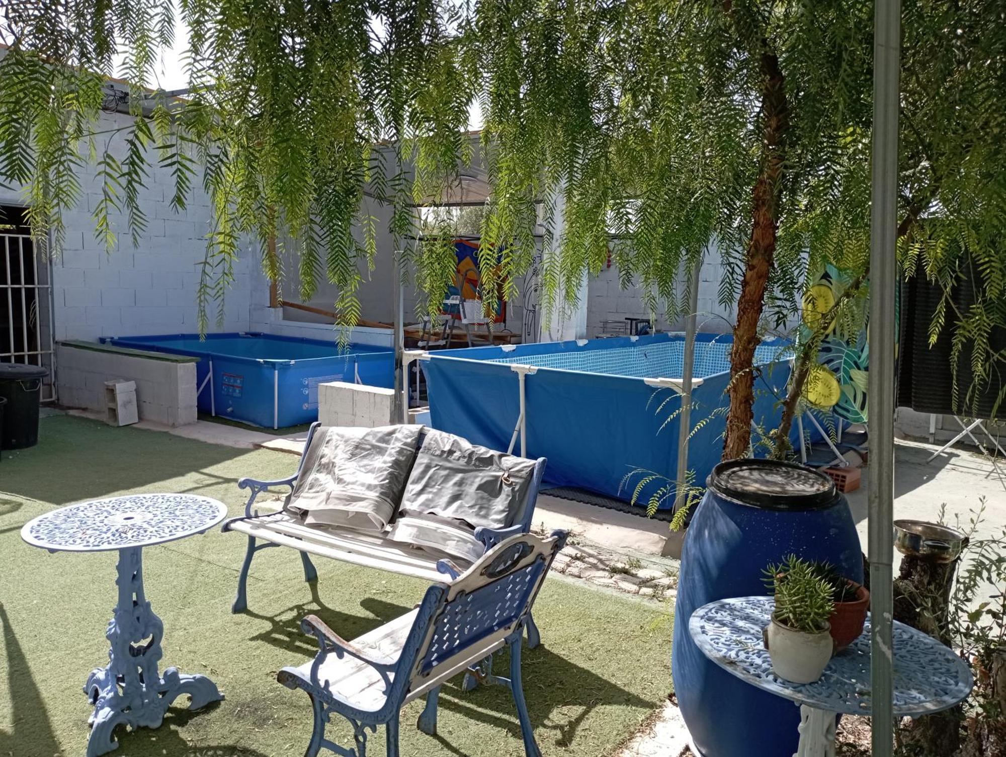 Caravanas Y Habitaciones Para Relajarse Sax Kültér fotó